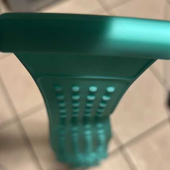 Silicone Back Scrubber For Shower Easy cleaning
Awaken the vitality of the skin. - Picture 7 of 13